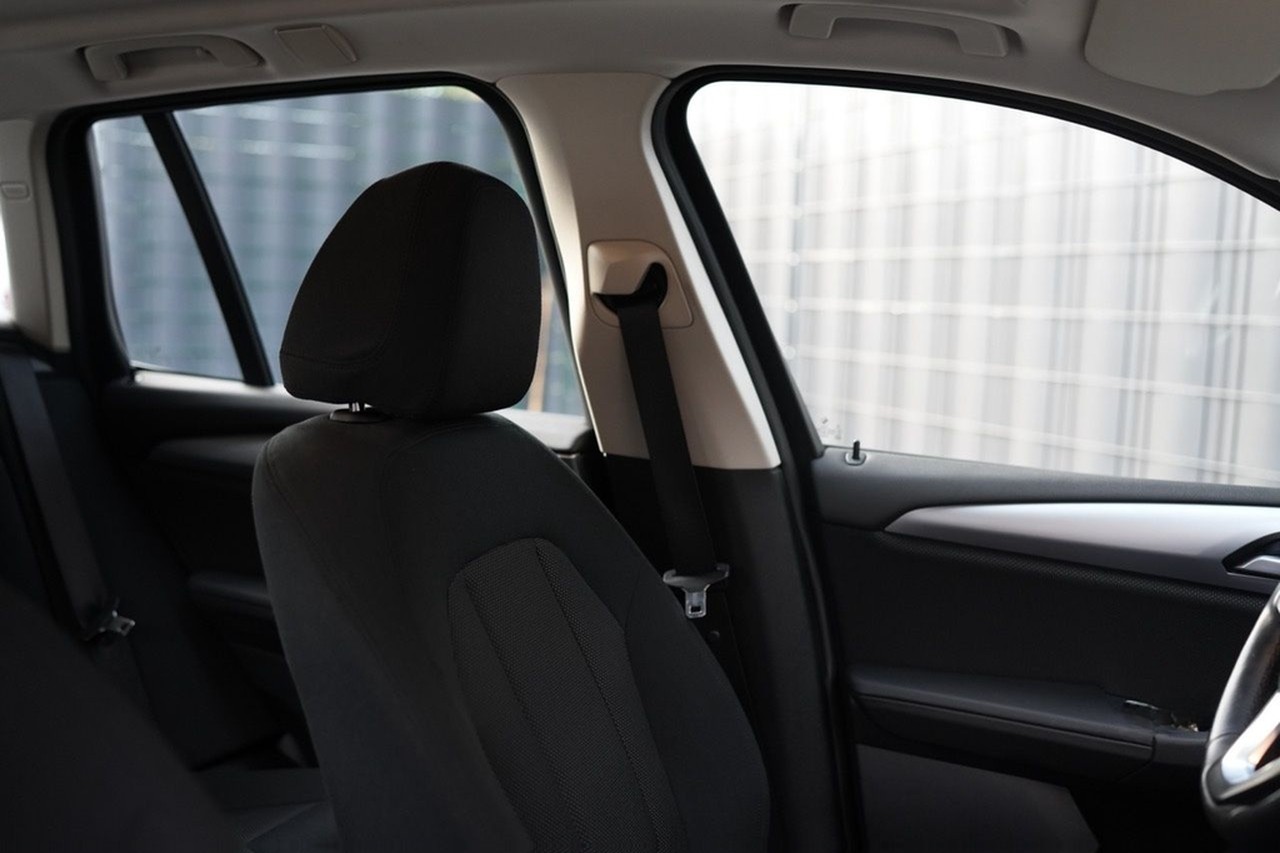 BMW X3 xDrive 20 i Advantage *LIVECOCKPIT*APPLE*DAB* foto 15