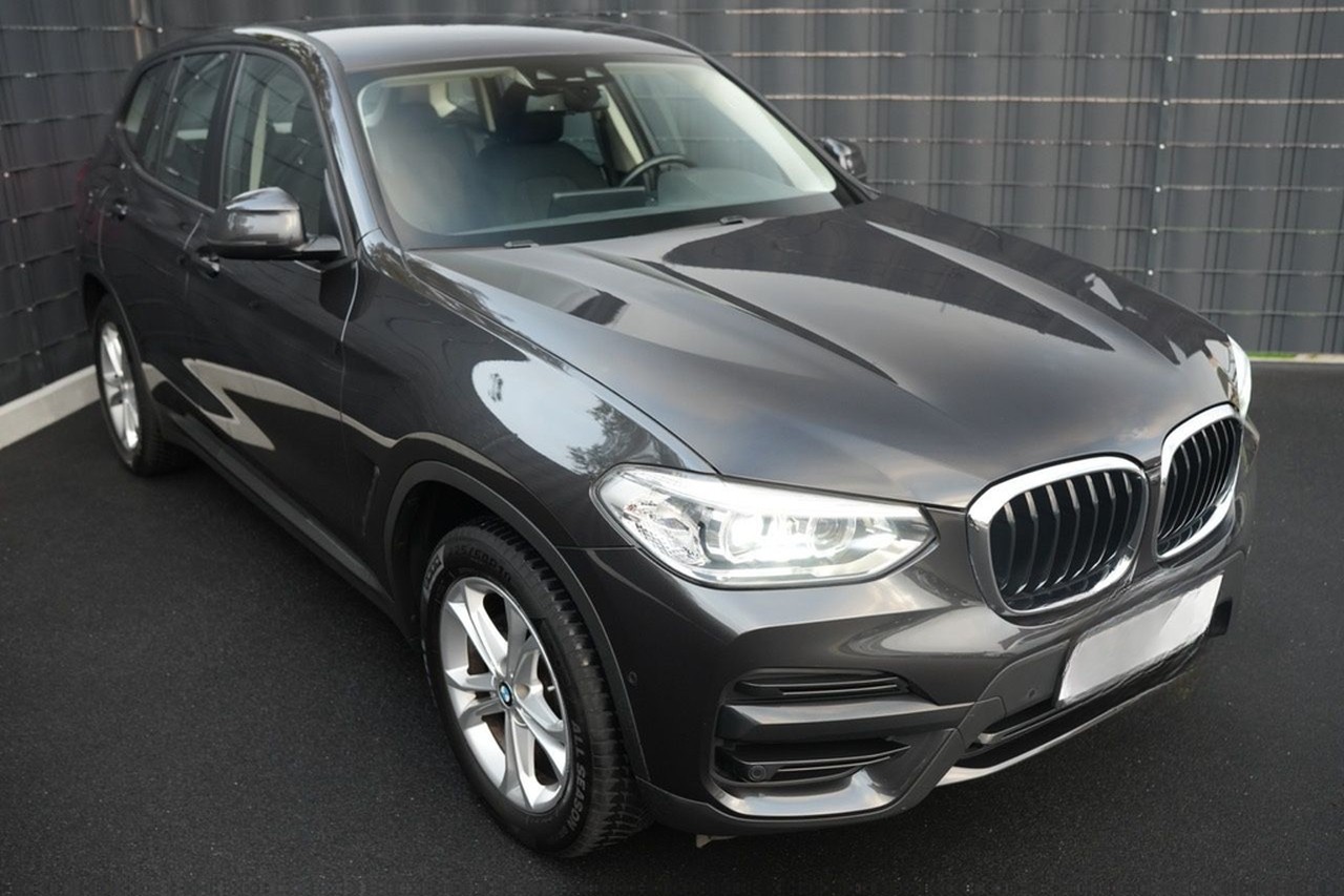 BMW X3 xDrive 20 i Advantage *LIVECOCKPIT*APPLE*DAB* foto 3