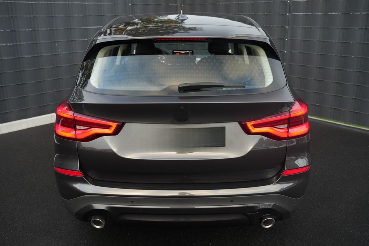 BMW X3 xDrive 20 i Advantage *LIVECOCKPIT*APPLE*DAB* foto 5