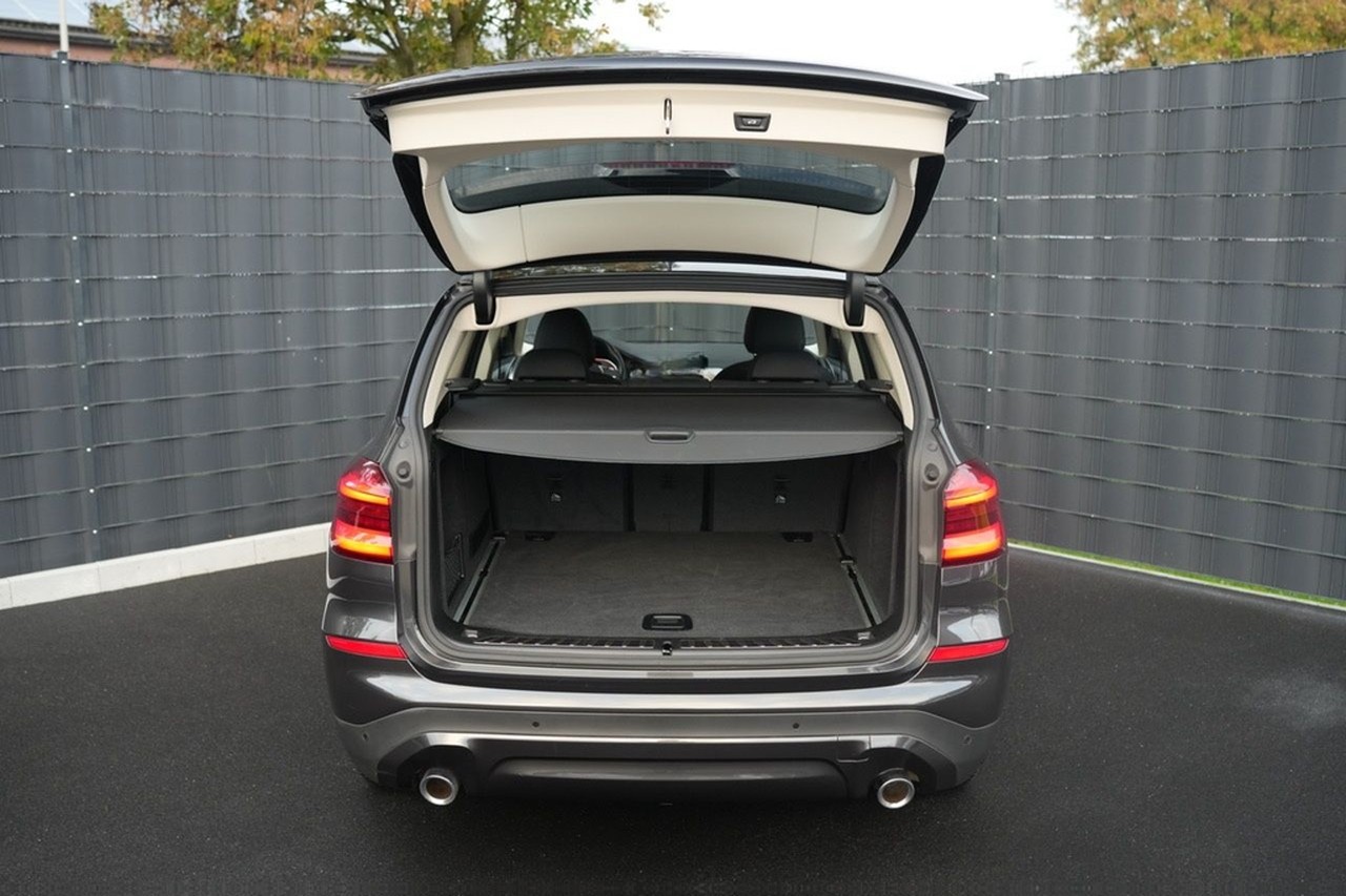 BMW X3 xDrive 20 i Advantage *LIVECOCKPIT*APPLE*DAB* foto 49
