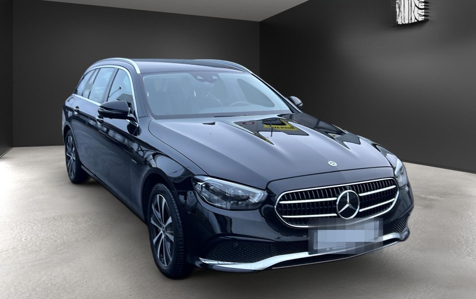 Mercedes-Benz E 300 de ALLRAD AHK*Distro*Mubeam*Leder*Navi*360 foto 2
