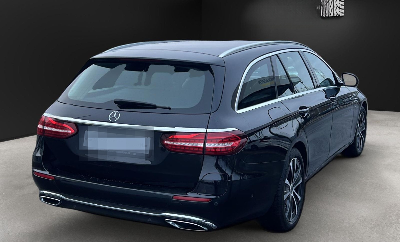 Mercedes-Benz E 300 de ALLRAD AHK*Distro*Mubeam*Leder*Navi*360 foto 6