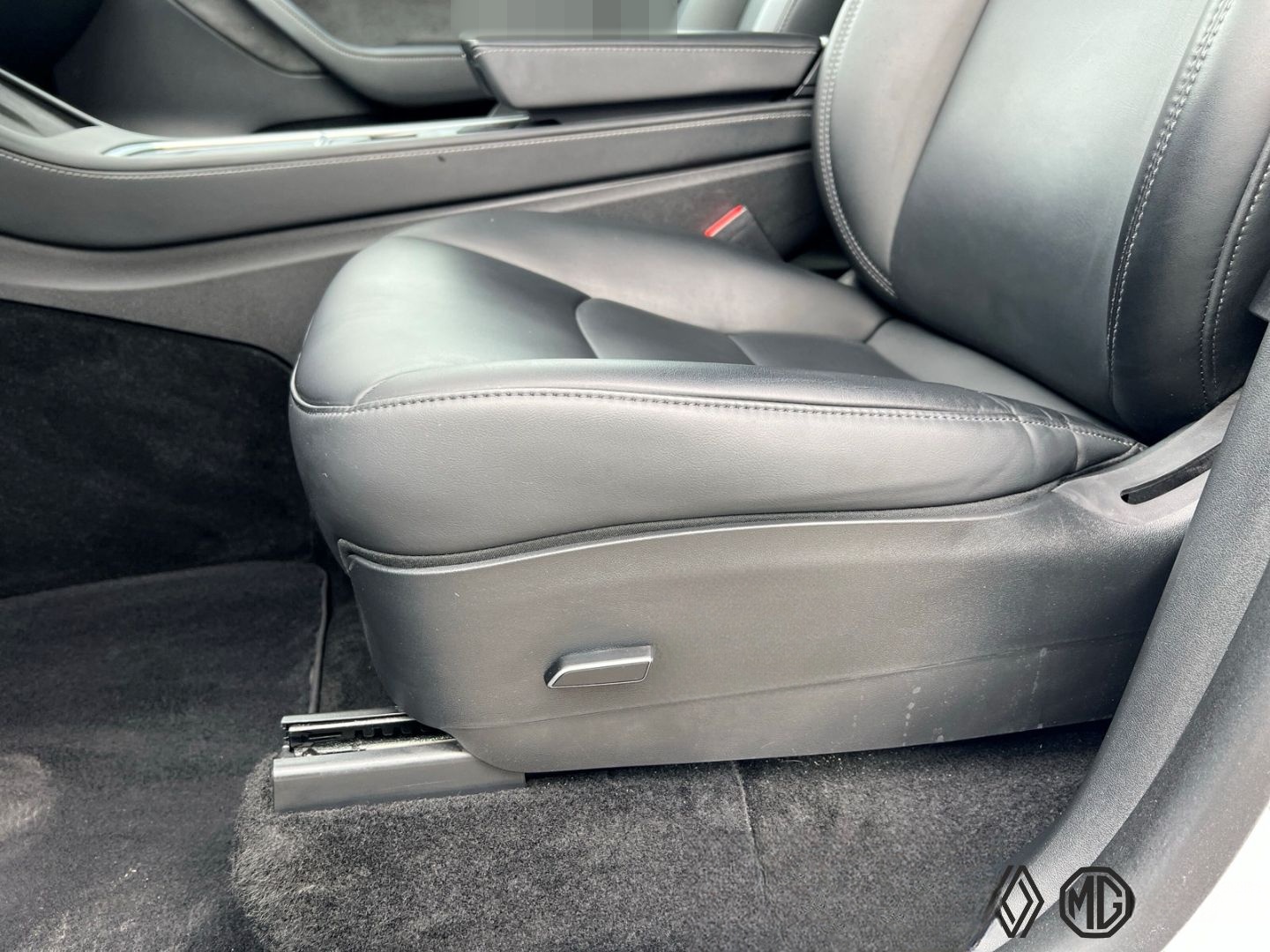 Tesla Model Y Long Range Dual AWD * MwSt. ausweisbar foto 12
