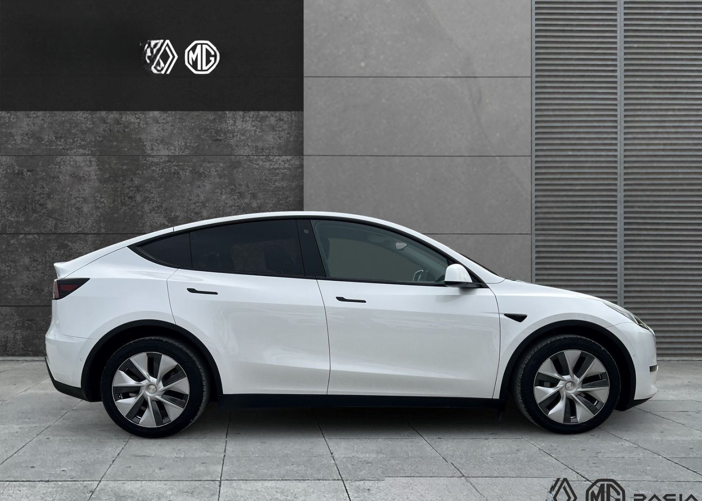 Tesla Model Y Long Range Dual AWD * MwSt. ausweisbar foto 6