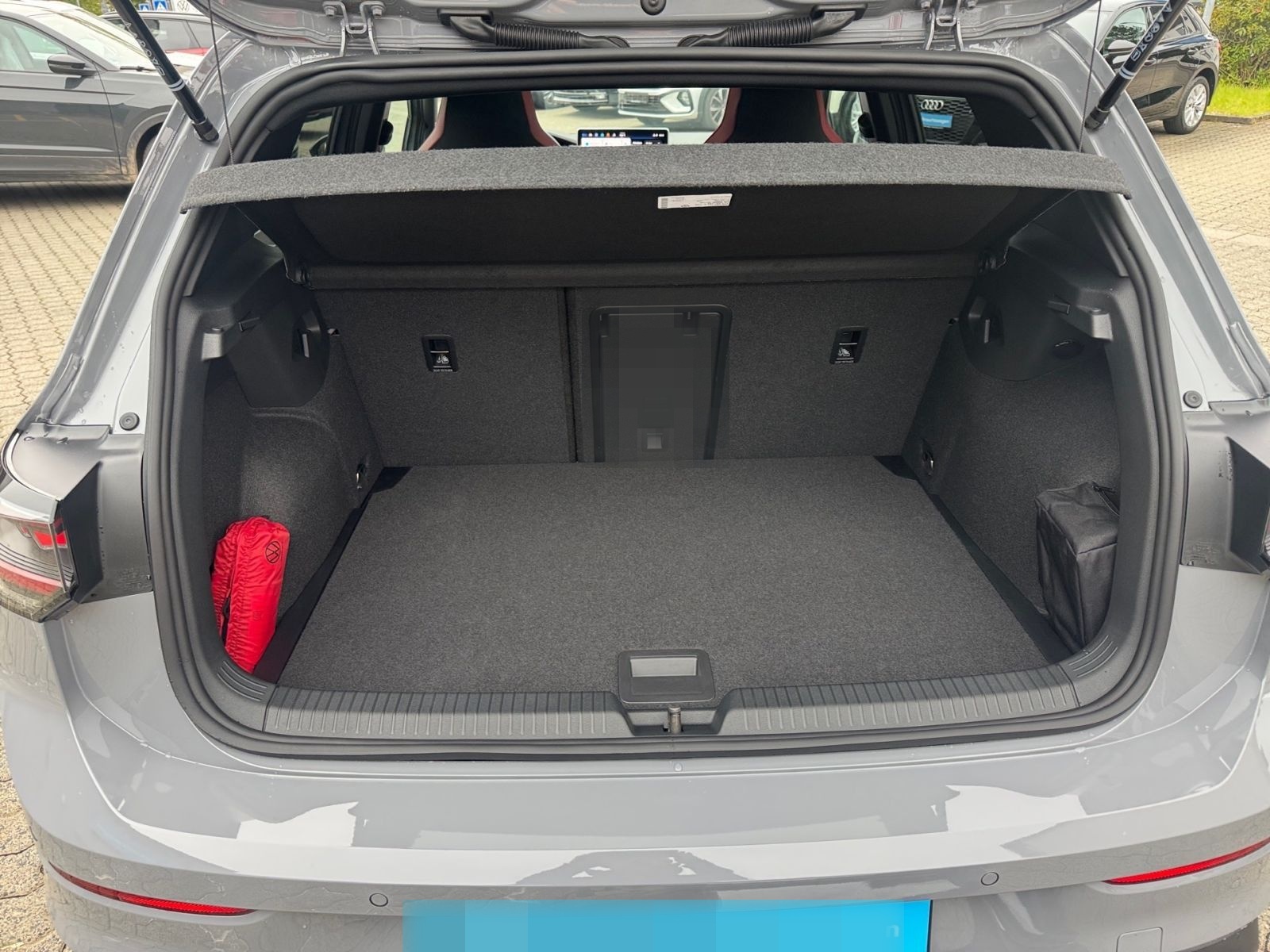 Volkswagen Golf VIII 2.0 TSI DSG GTI Navi IQ.Light DAB+ Fro foto 7
