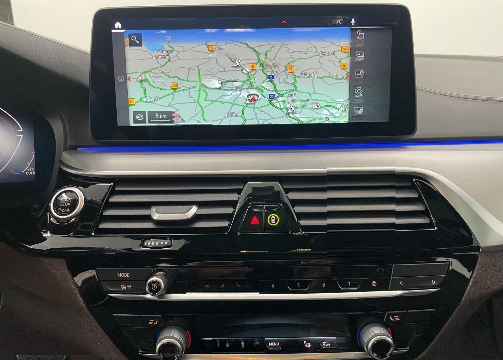 BMW 540d xDrive A,M Sportpaket,AHK,Panoramadach,etc. foto 16