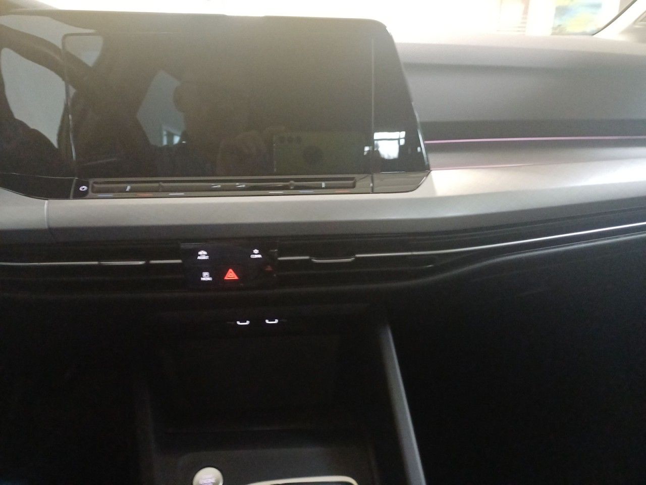 Volkswagen Golf VIII Variant 1.5 TSI Life OPF+SHZ+USB+DAB+ foto 12