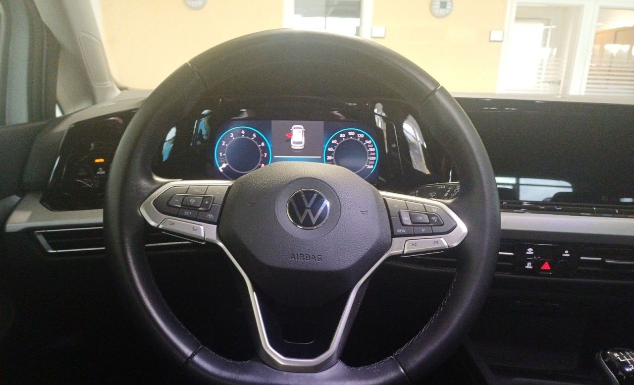 Volkswagen Golf VIII Variant 1.5 TSI Life OPF+SHZ+USB+DAB+ foto 10