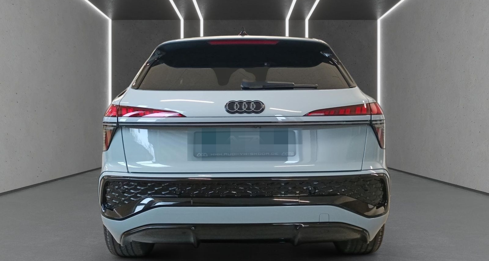 Audi Q3 SUV TFSI 110 kW S tronic SHzg*Klima*LED foto 6