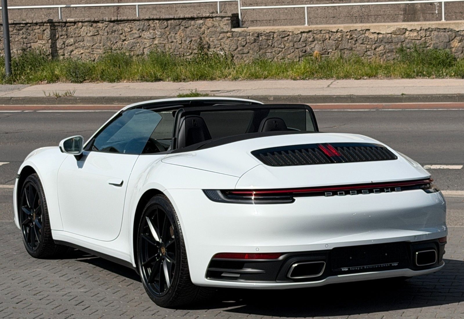 Porsche 911 Carrera Cabriolet Aut. 1 Hand Approved 02/28 foto 15