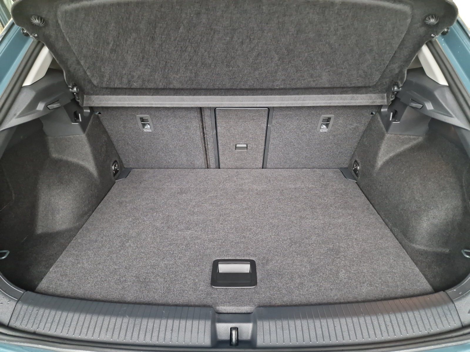Volkswagen T-Roc 1.5 TSI Life 2xKlima ACC AUT DynLicht LED foto 16