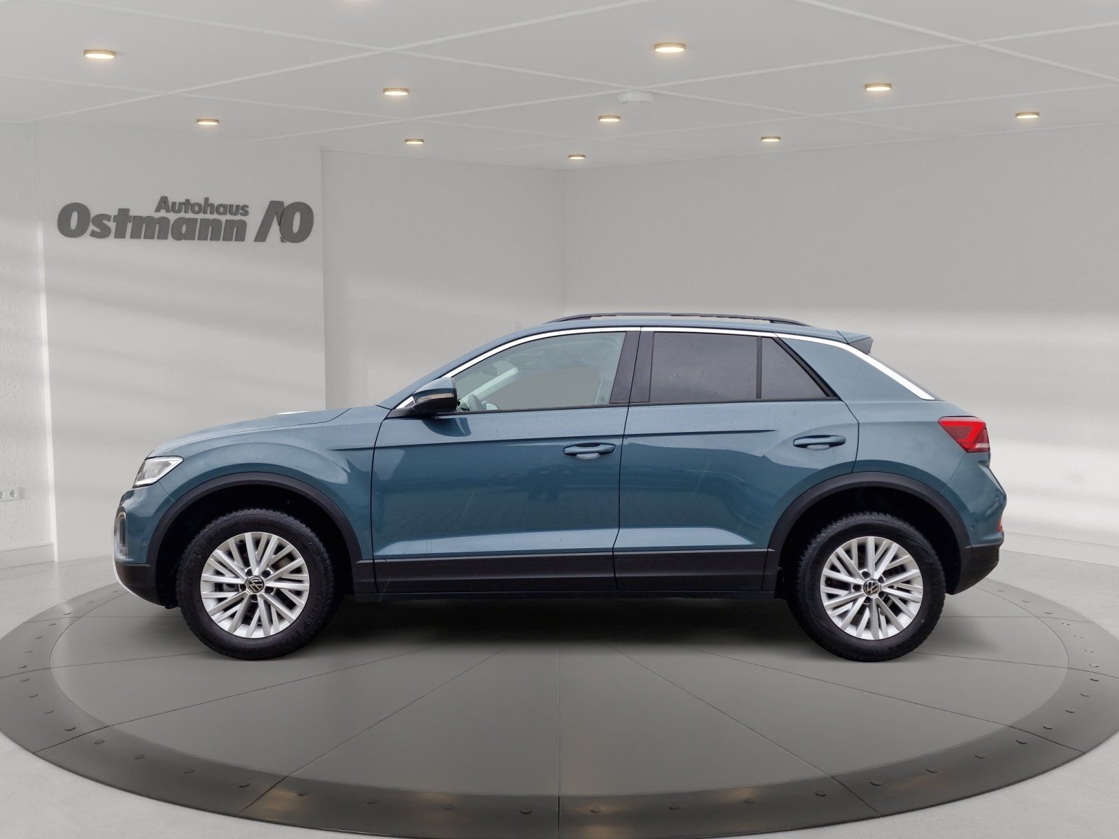 Volkswagen T-Roc 1.5 TSI Life 2xKlima ACC AUT DynLicht LED foto 3