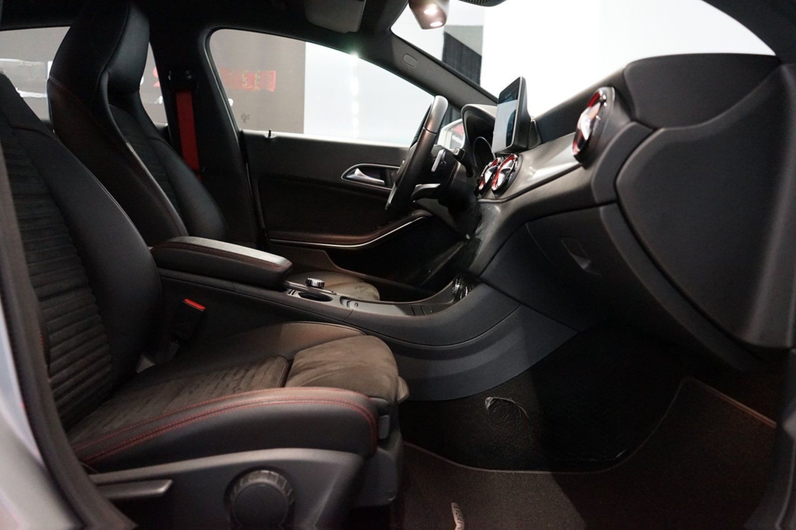 Mercedes-Benz CLA 250 Shooting Brake 4M Sport-AMG|LED|NAVI|PAR foto 11
