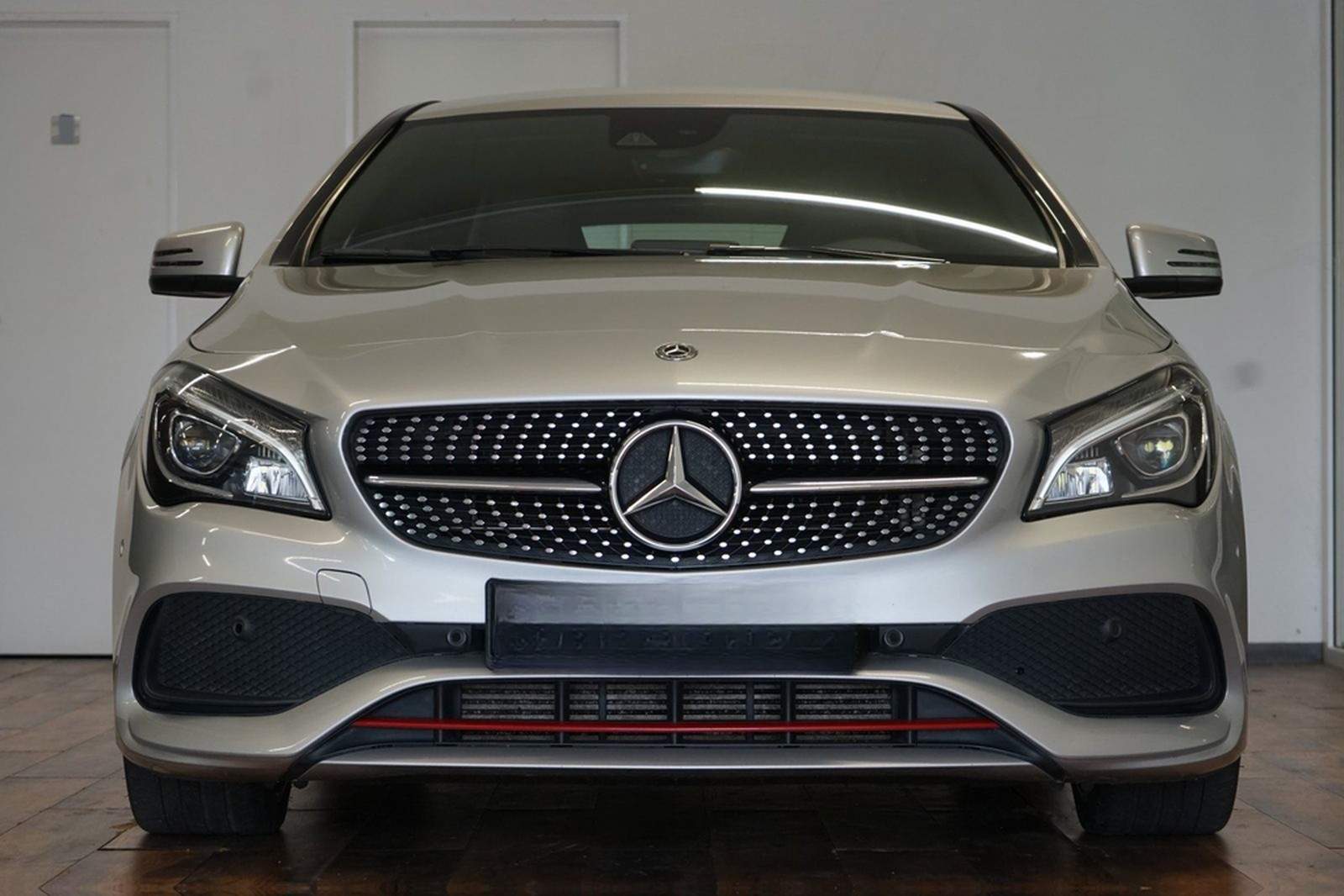 Mercedes-Benz CLA 250 Shooting Brake 4M Sport-AMG|LED|NAVI|PAR foto 4