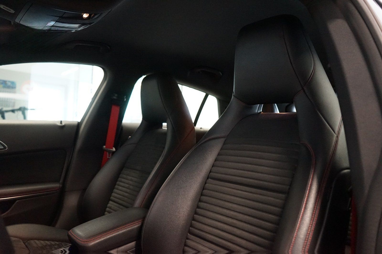 Mercedes-Benz CLA 250 Shooting Brake 4M Sport-AMG|LED|NAVI|PAR foto 7