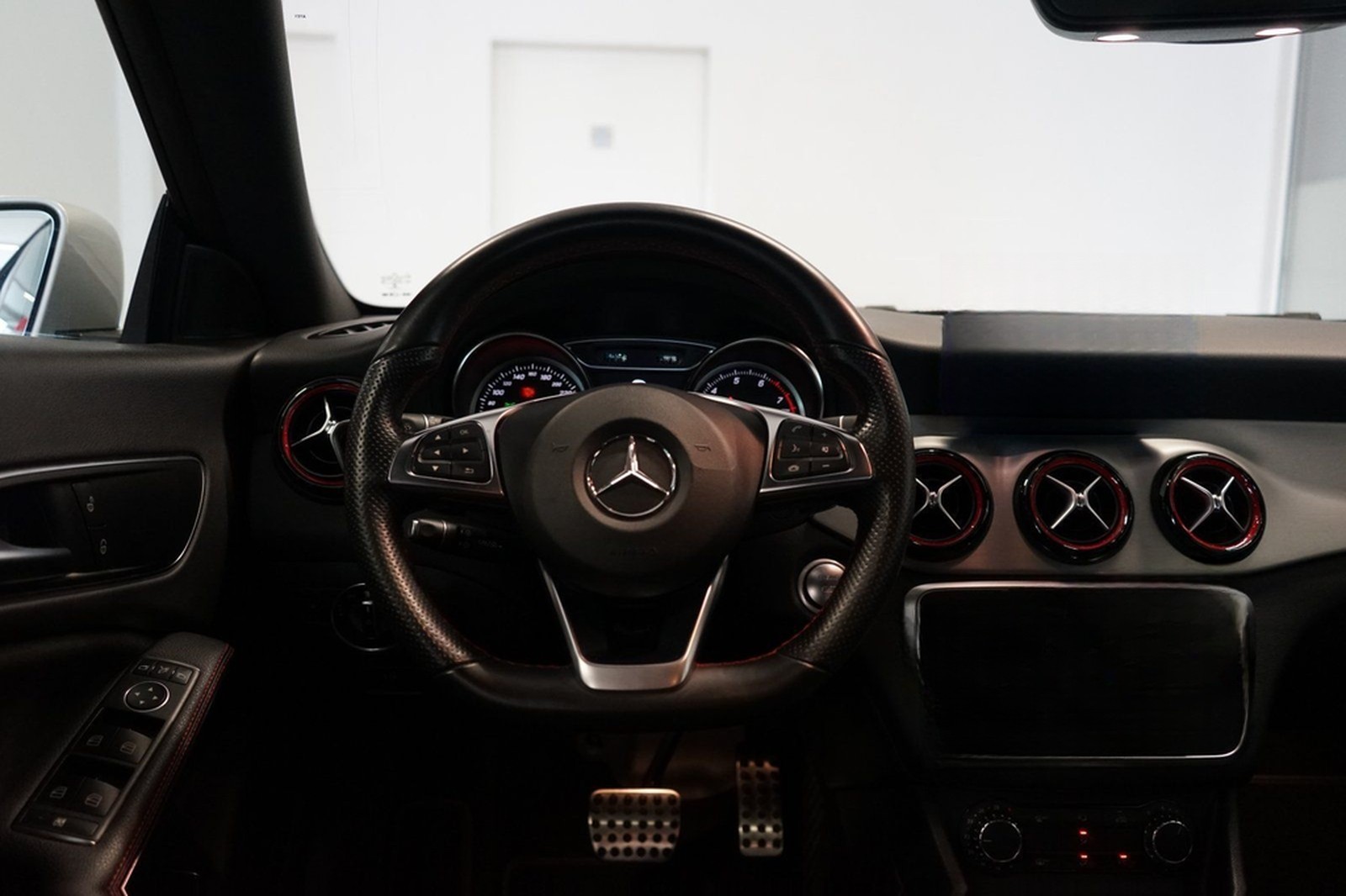 Mercedes-Benz CLA 250 Shooting Brake 4M Sport-AMG|LED|NAVI|PAR foto 9