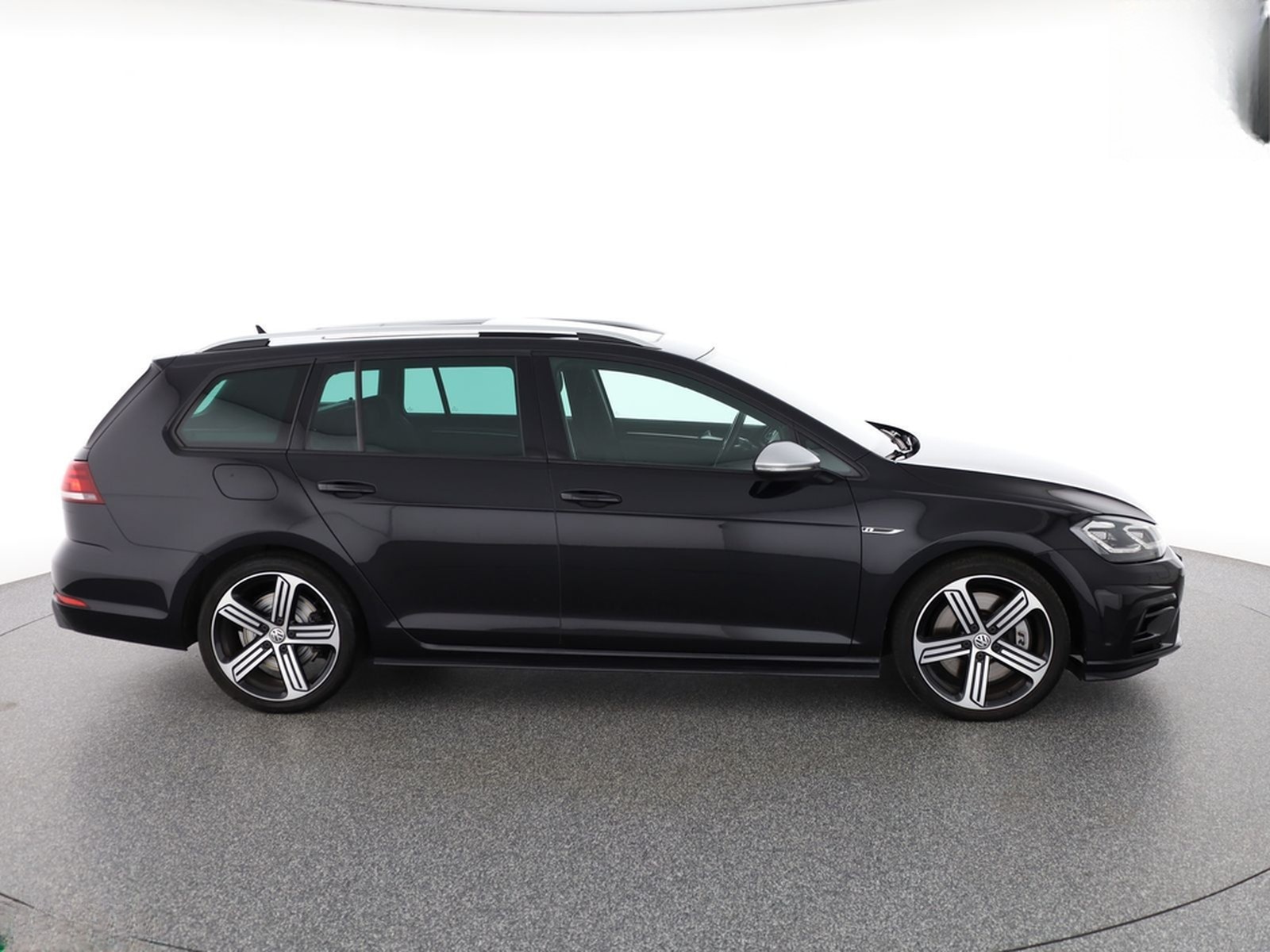 Volkswagen Golf Variant VII R 2.0 TSI 4M PANO,ACC,DYNAUDIO foto 6