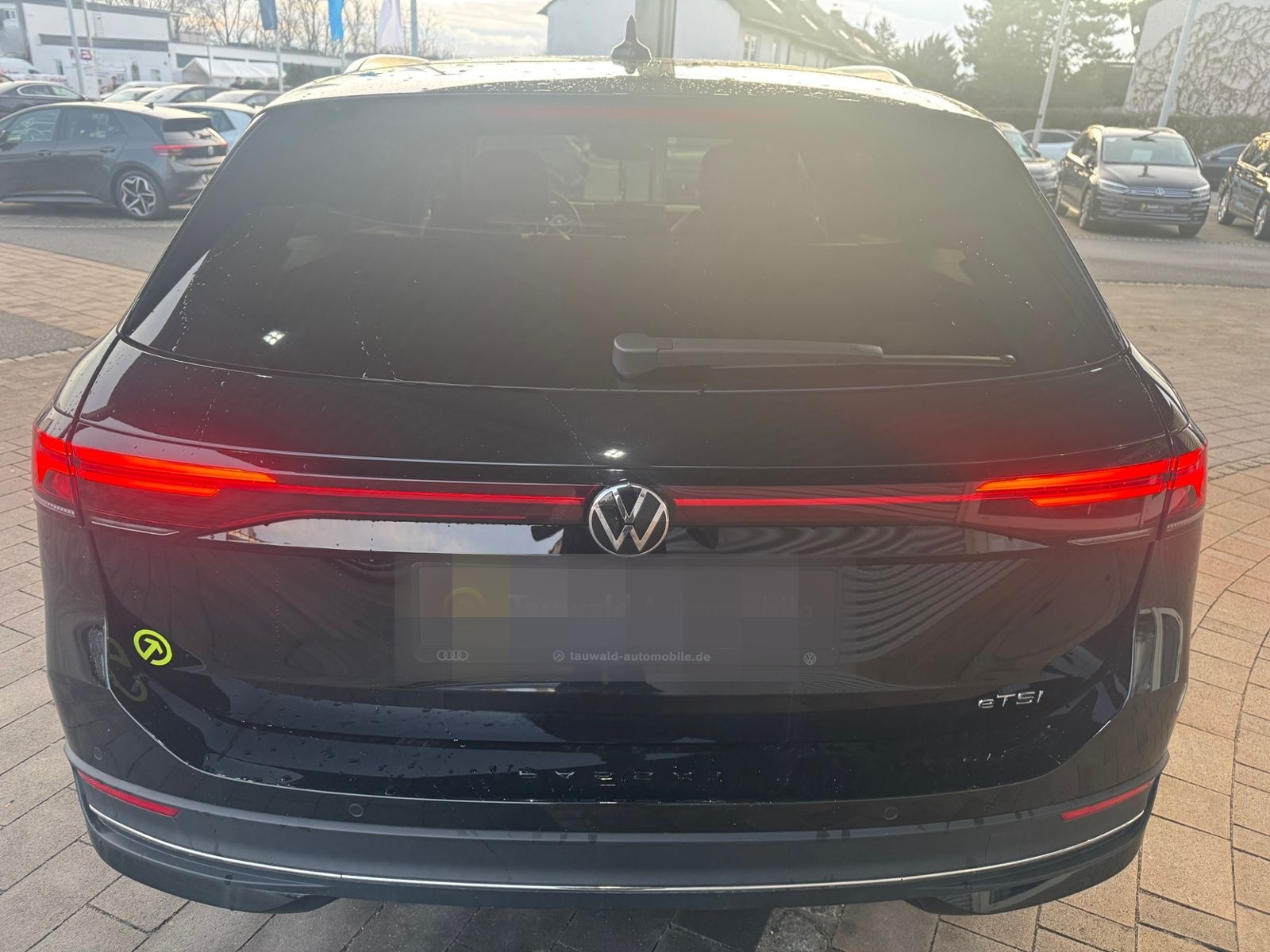 Volkswagen Passat Variant 1.5 eTSI DSG Business AHK/ACC foto 6