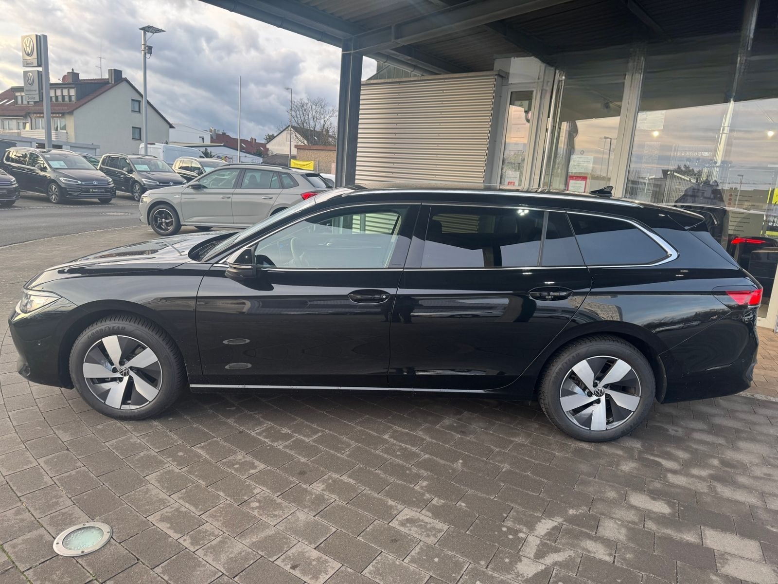 Volkswagen Passat Variant 1.5 eTSI DSG Business AHK/ACC foto 8