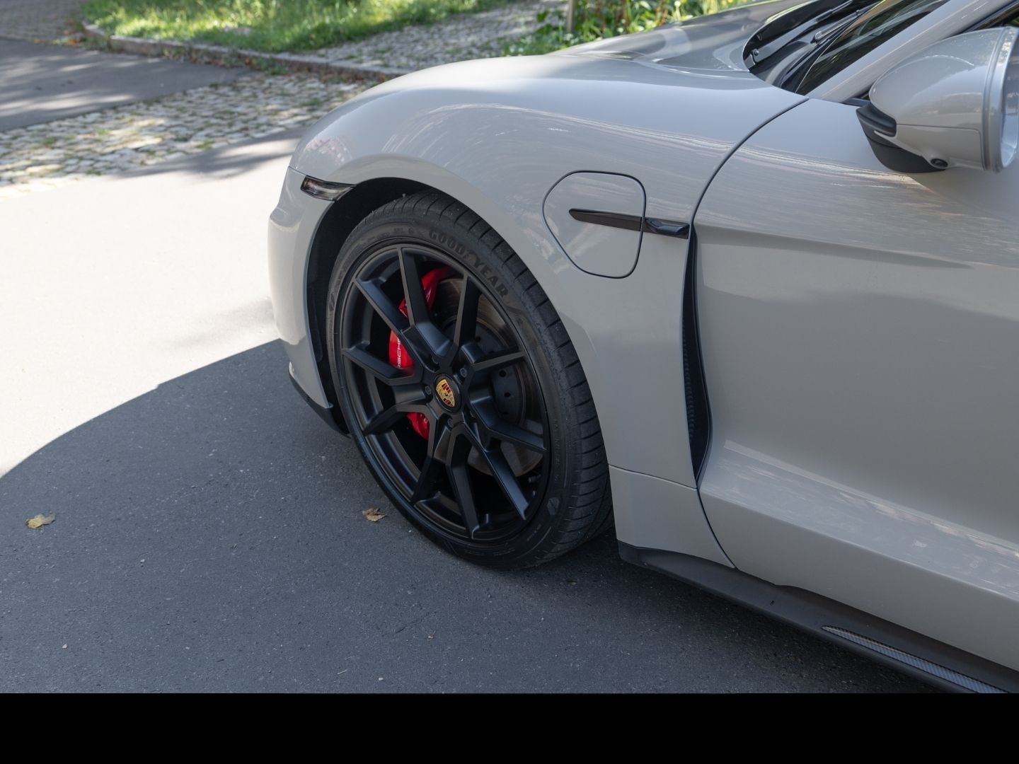 Porsche Taycan GTS Sport Turismo HA-Lenkung BOSE 21-Zoll foto 18