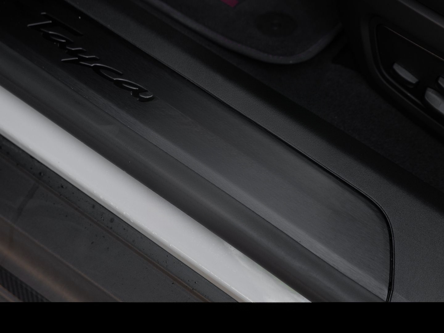 Porsche Taycan GTS Sport Turismo HA-Lenkung BOSE 21-Zoll foto 20