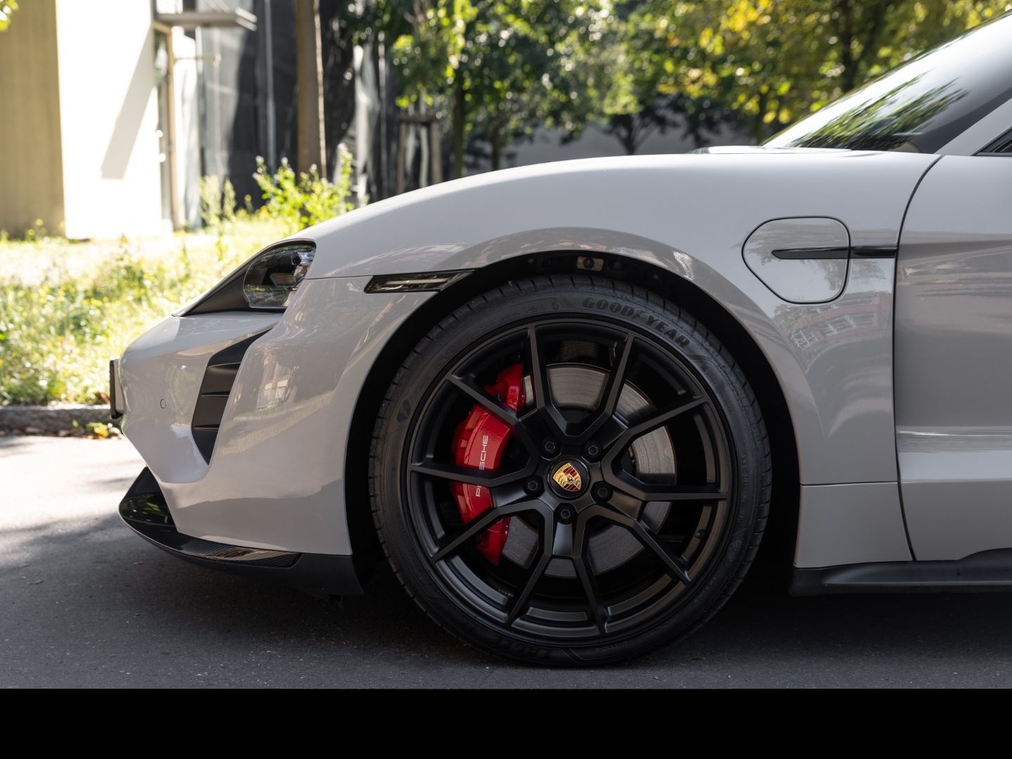 Porsche Taycan GTS Sport Turismo HA-Lenkung BOSE 21-Zoll foto 10