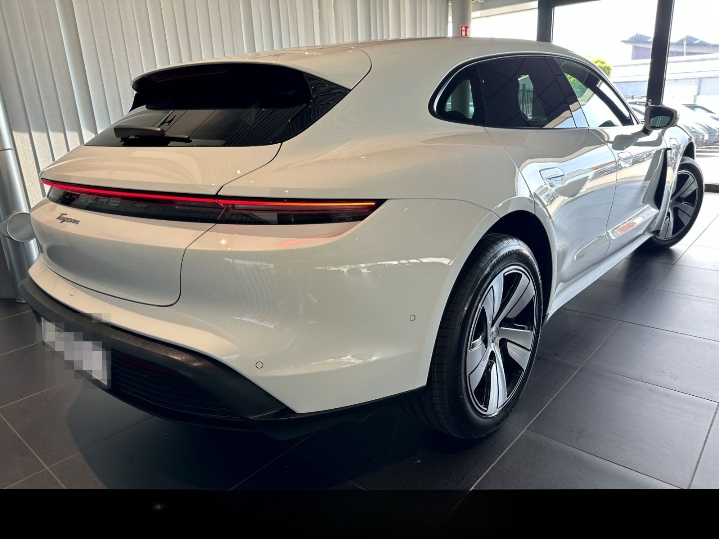 Porsche Taycan Sport Turismo SportChrono/Bose/Performanc foto 3