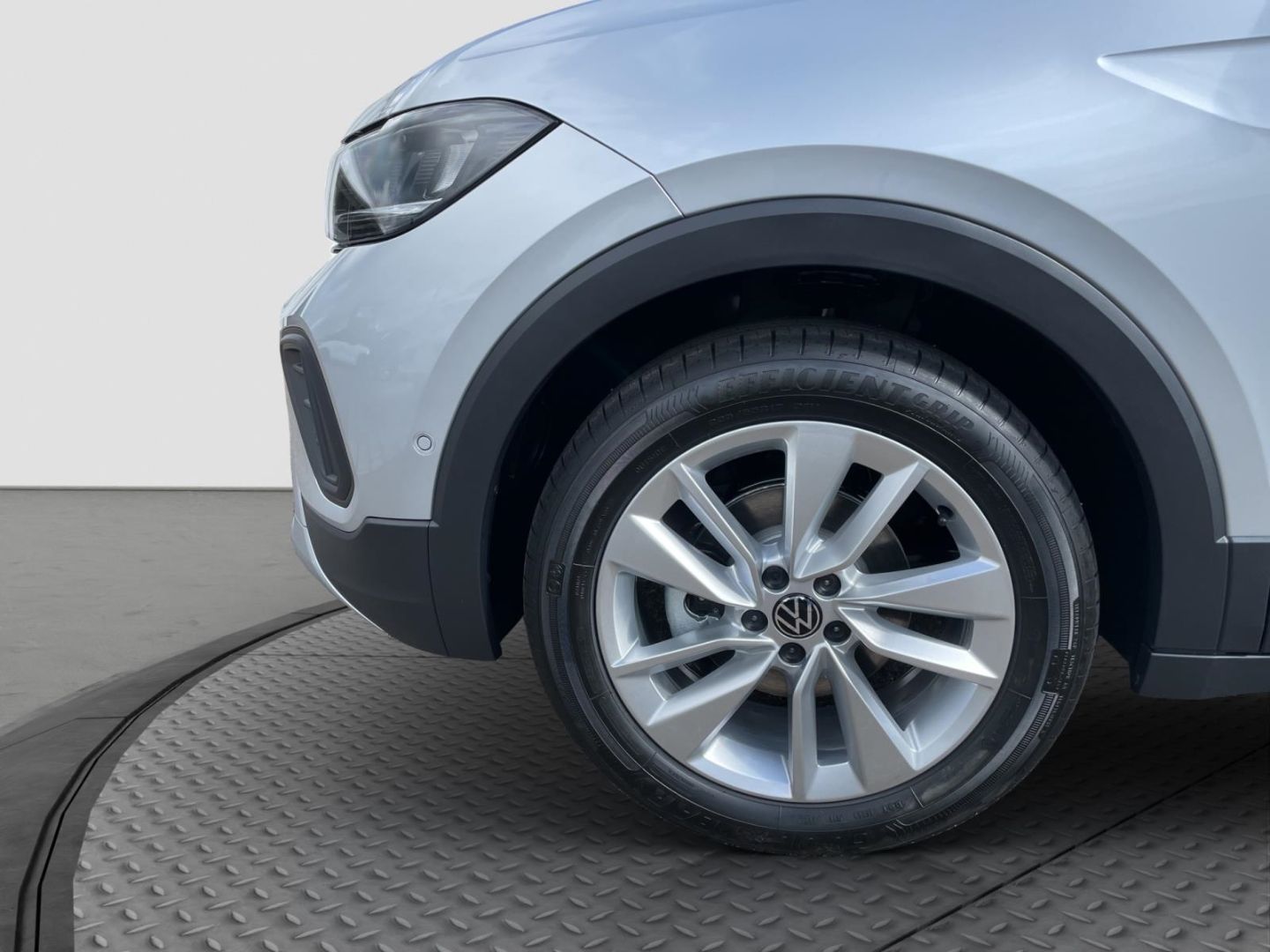 Volkswagen T-Cross Goal 1.5 TSI DSG*AHK*Navi*LED*ACC* foto 17