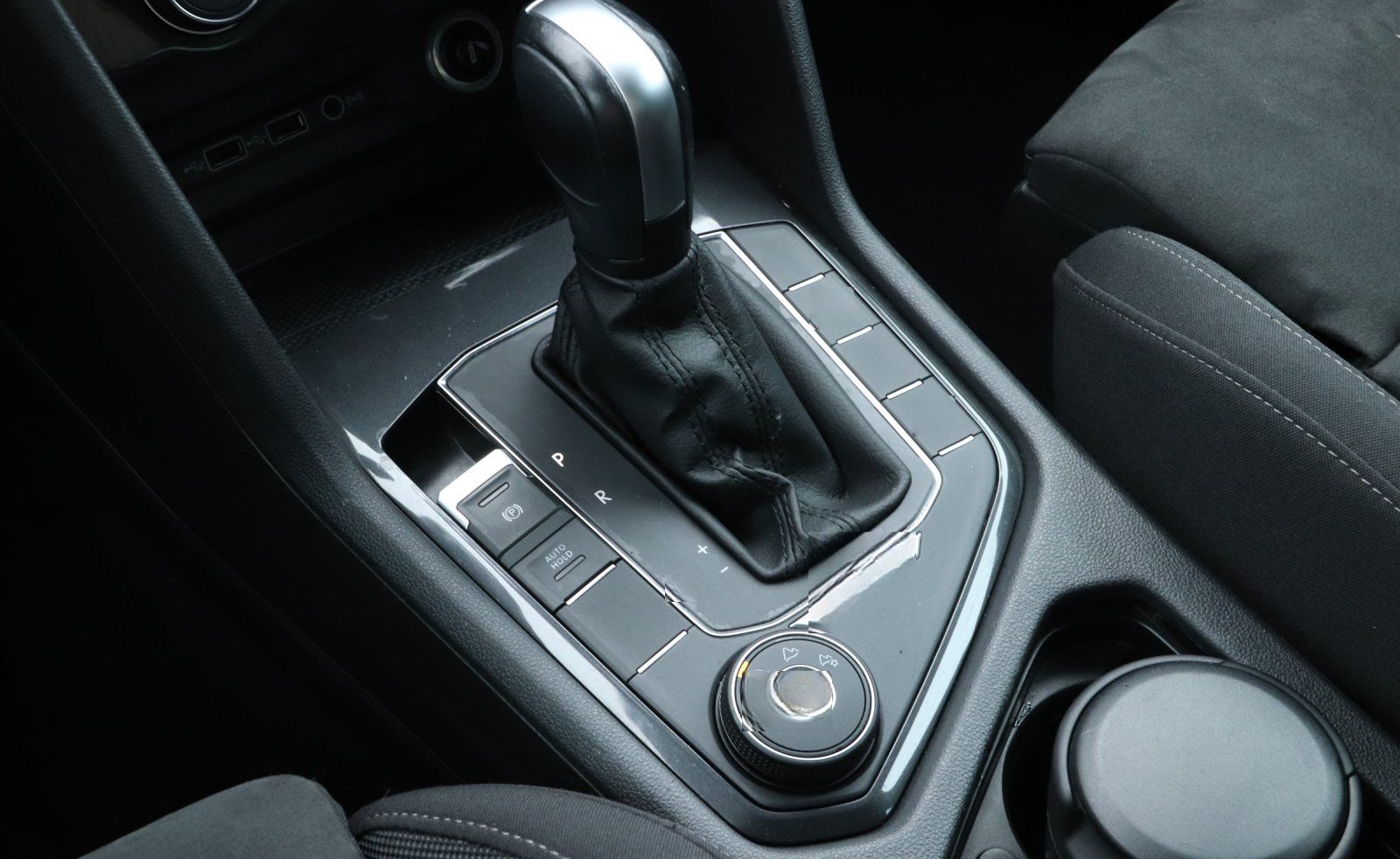 Volkswagen Tiguan 2.0 TDI DSG Highline 4Motion AHK*Dynaudio foto 15