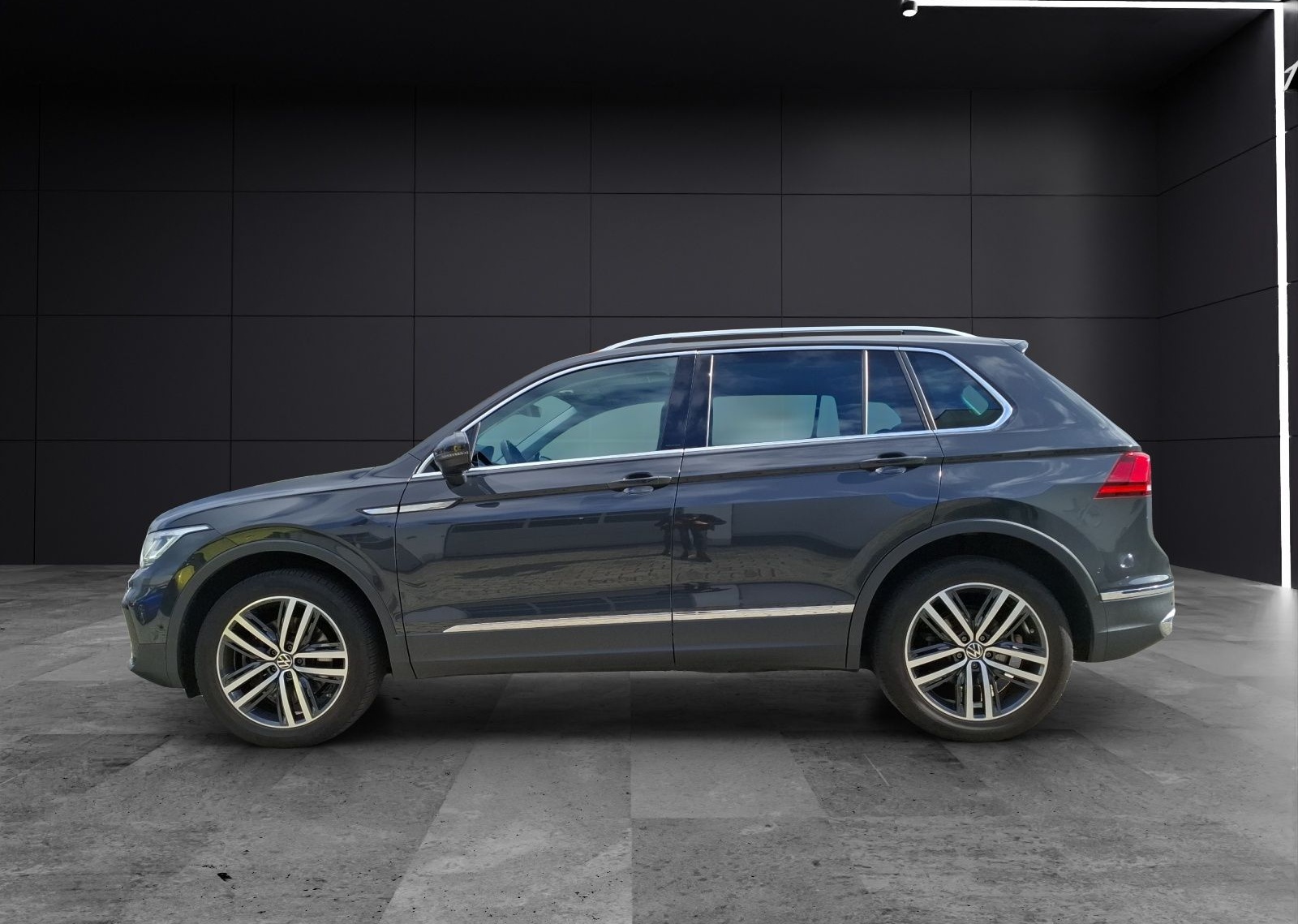 Volkswagen Tiguan TDI Elegance DSG 4Mo Matrix AHK Navi AIF´ foto 2