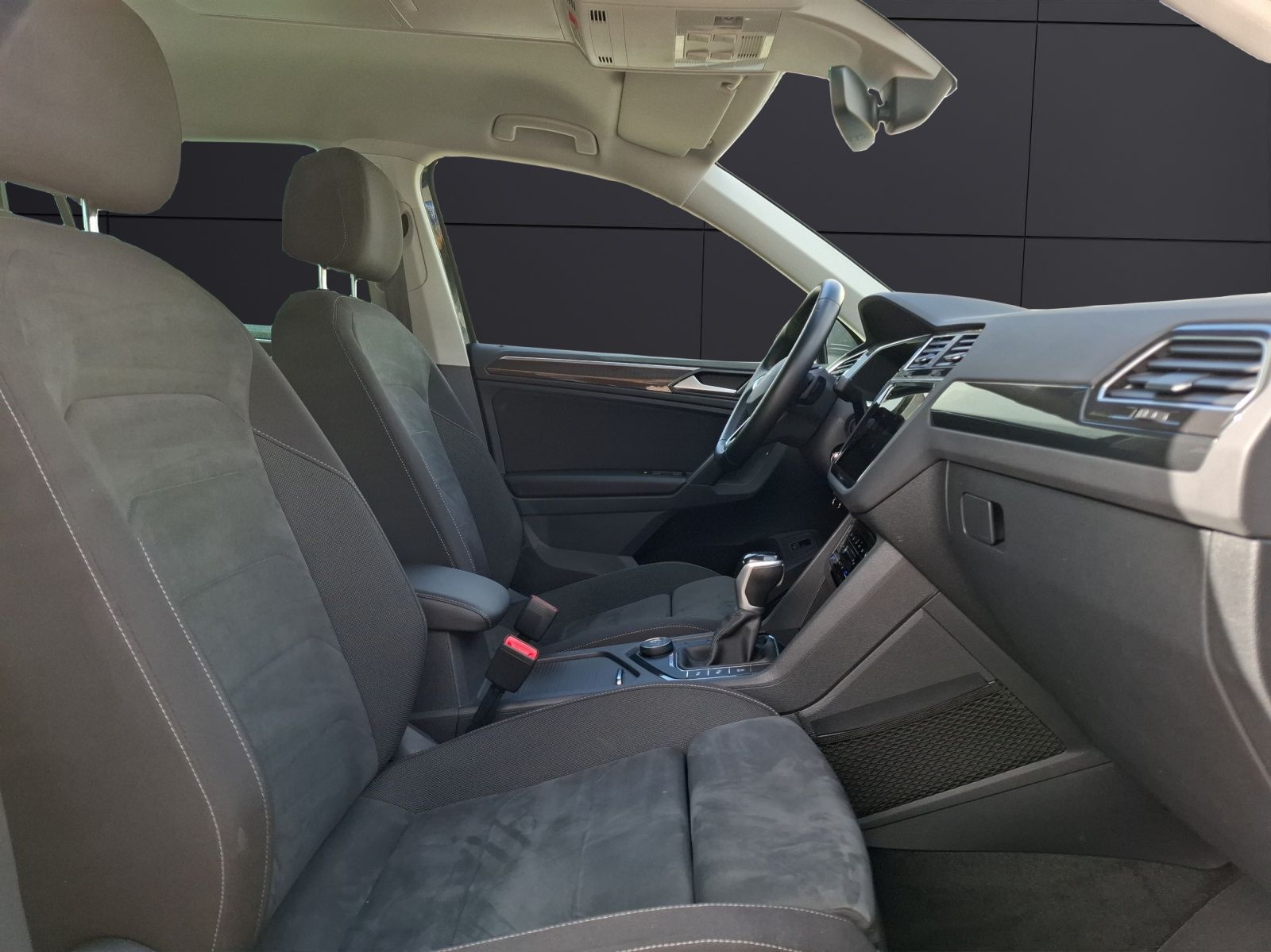 Volkswagen Tiguan TDI Elegance DSG 4Mo Matrix AHK Navi AIF´ foto 12