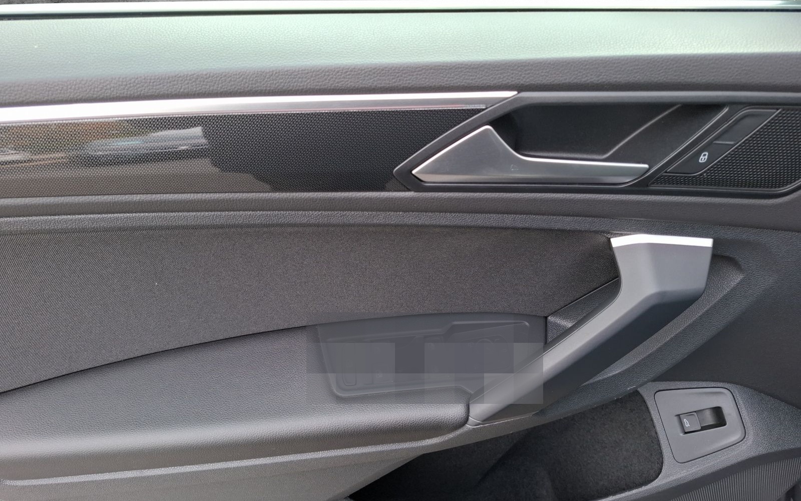 Volkswagen Tiguan TDI Elegance DSG 4Mo Matrix AHK Navi AIF´ foto 19