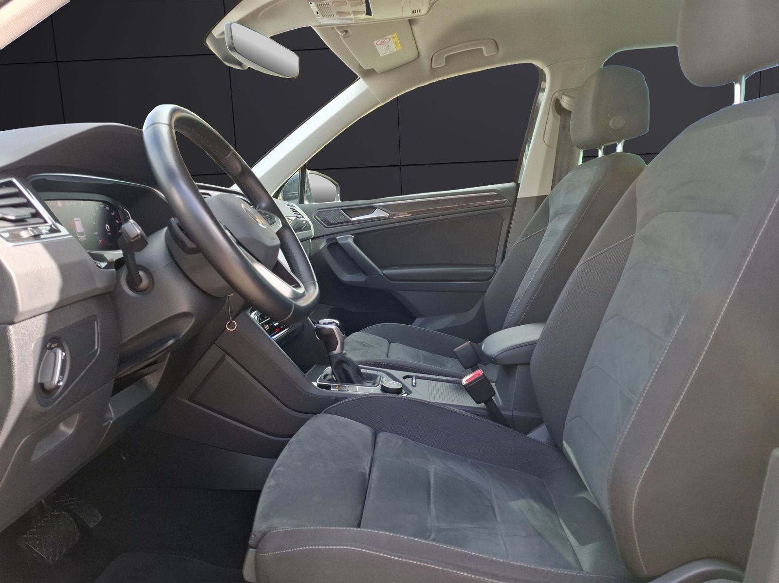 Volkswagen Tiguan TDI Elegance DSG 4Mo Matrix AHK Navi AIF´ foto 10