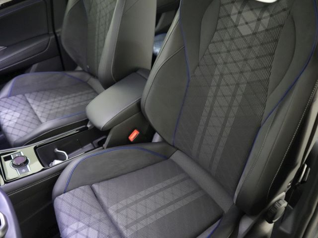 Volkswagen Tiguan R-LINE TSI DSG 4MOTION+AHK+MATRIX LED+NAV foto 12