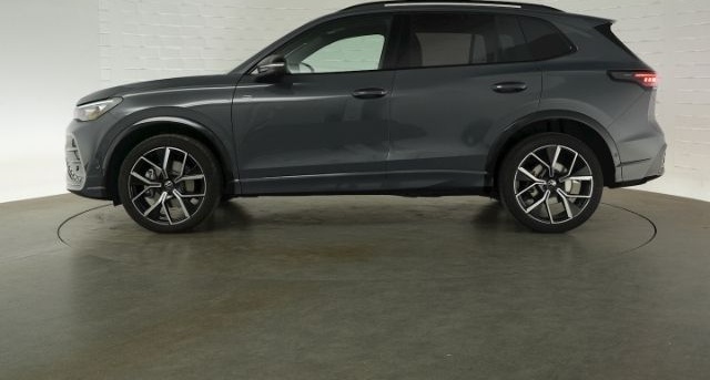 Volkswagen Tiguan R-LINE TSI DSG 4MOTION+AHK+MATRIX LED+NAV foto 8