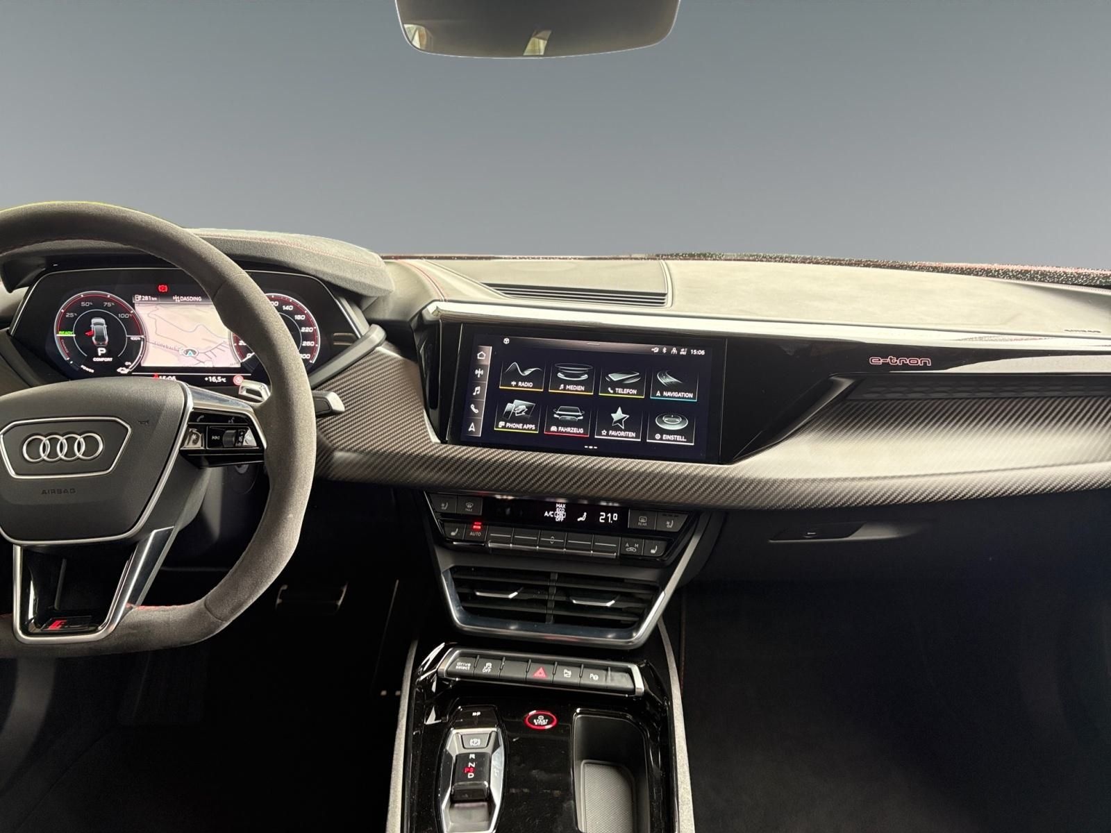 Audi e-tron GT RS NP:186.220 B&O Carbon Matrix HUD foto 8