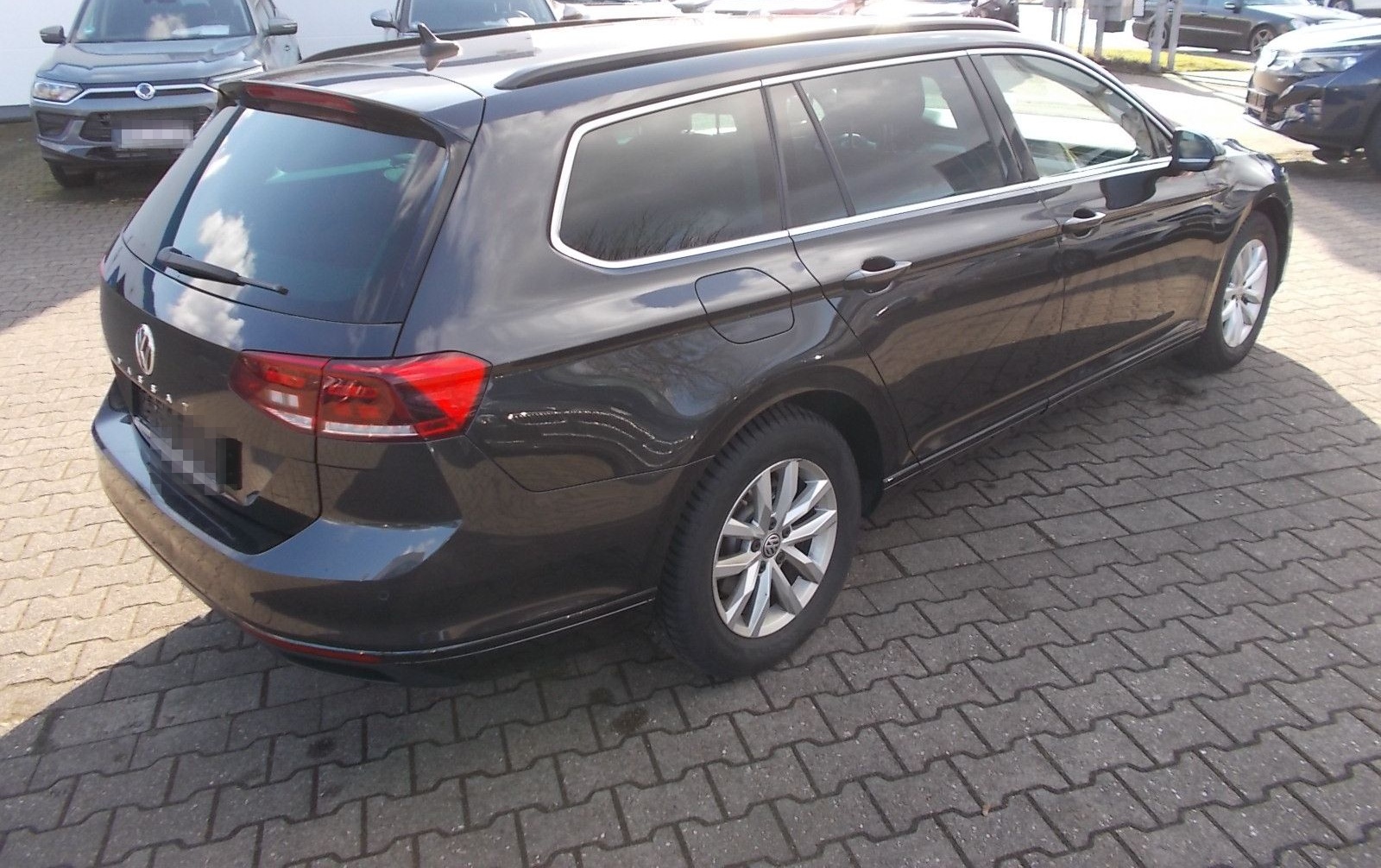 Volkswagen Passat Variant Business, Navi, AHK, PDC, App foto 5