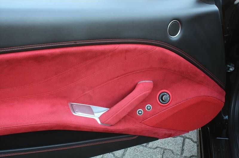Ferrari California Carbon-Keramik-Brems. Approved-Garant foto 10