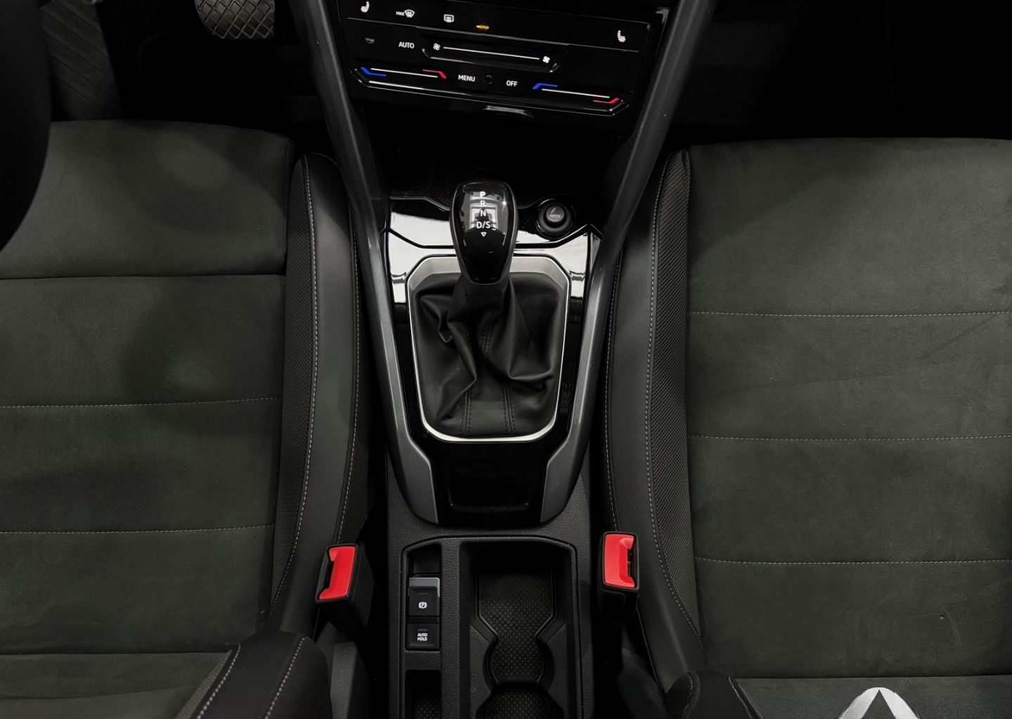 Volkswagen T-Roc Style 1.5 TSI /AHK /LED /V-COCKPIT foto 8