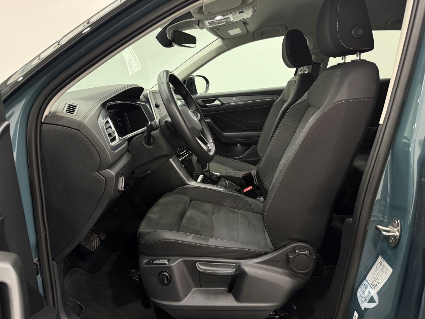 Volkswagen T-Roc Style 1.5 TSI /AHK /LED /V-COCKPIT foto 9