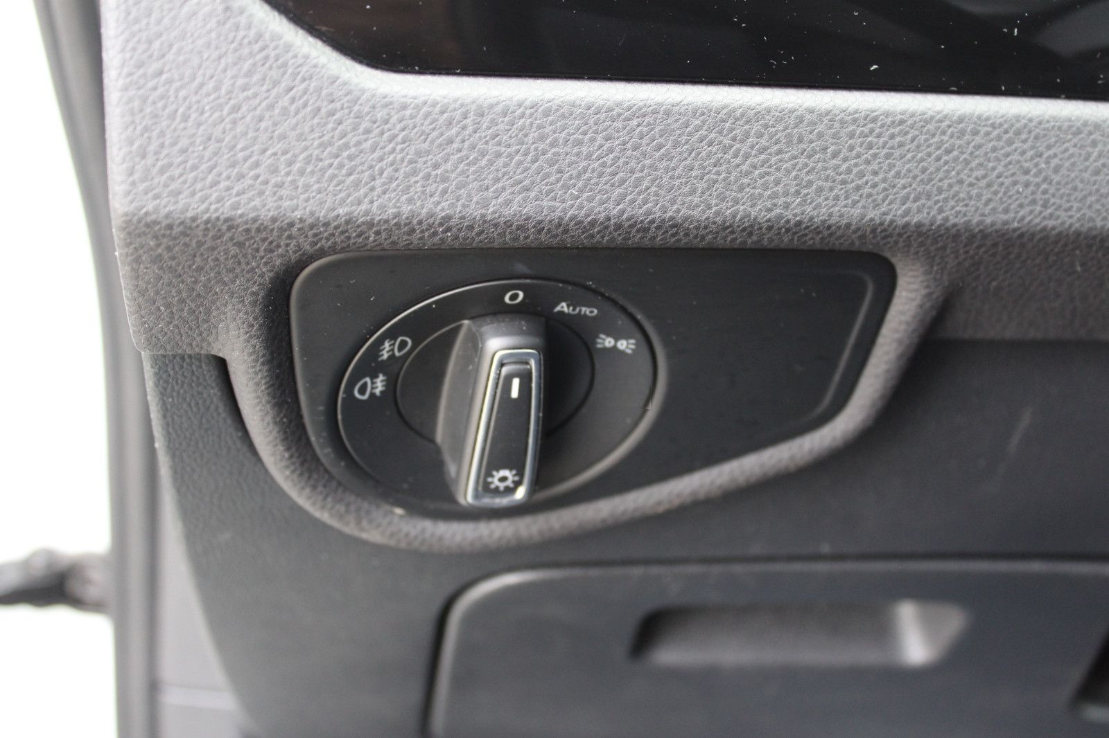 Volkswagen Touran 1.4l Highline + AHK foto 20