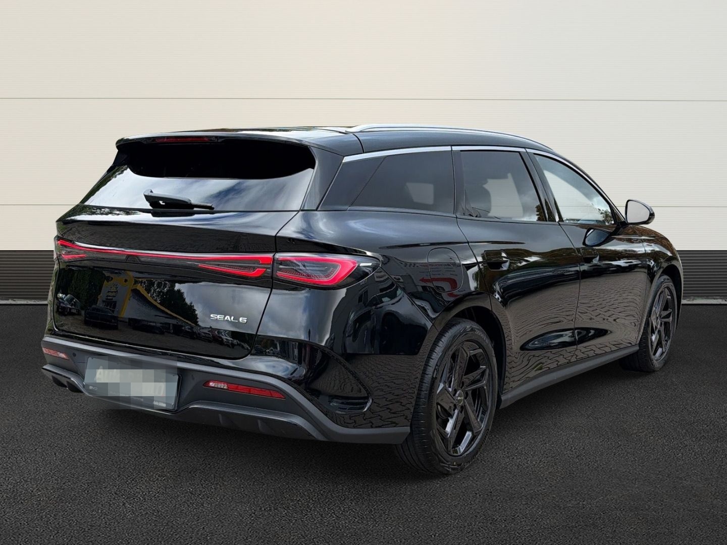 BYD Seal 6 DM-i Touring Comfort Lite+Pano+ACC+360Kam foto 4