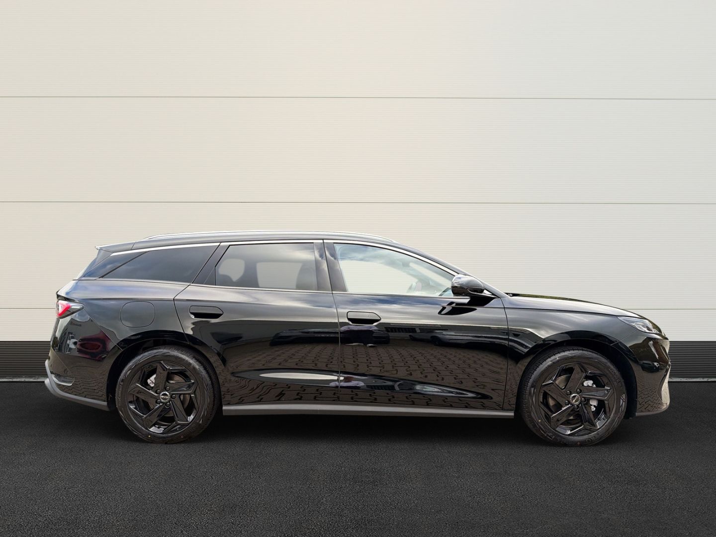 BYD Seal 6 DM-i Touring Comfort Lite+Pano+ACC+360Kam foto 5