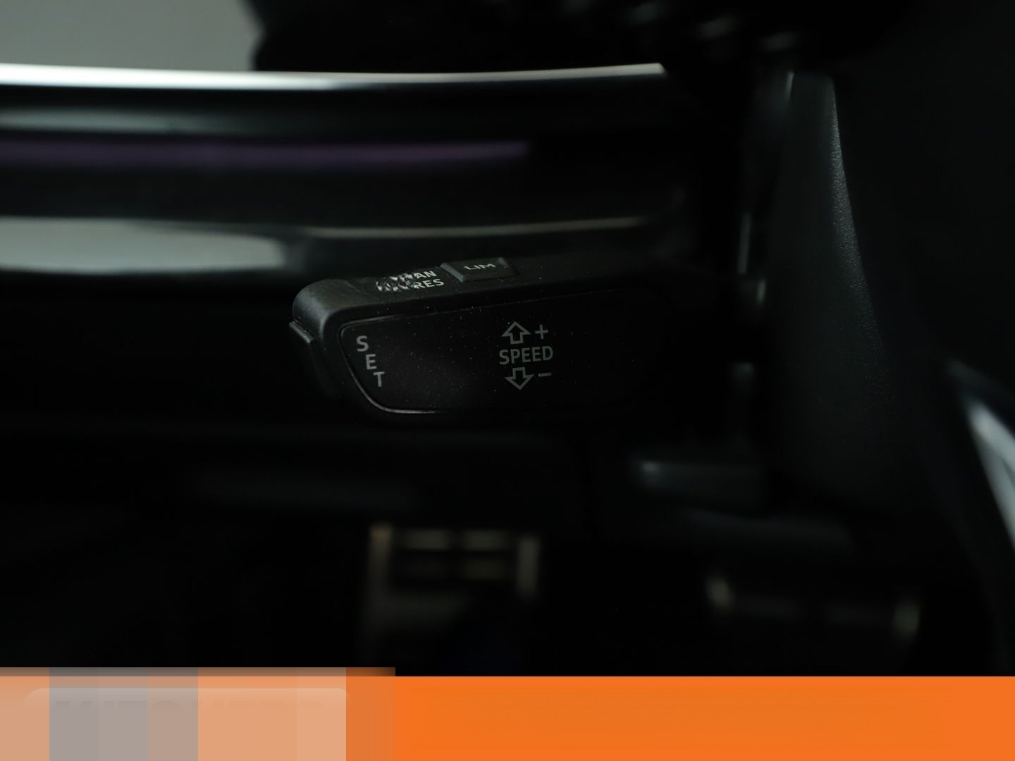 Audi Q8 55 TFSI quattro S line foto 18