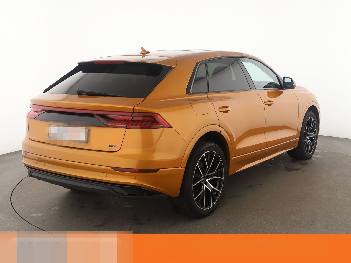 Audi Q8 55 TFSI quattro S line foto 4