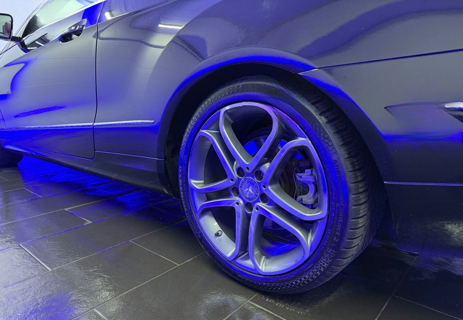 Mercedes-Benz E 200 Cabrio Sport AIRSCARF LEDER LED NAVI 2ZONE foto 22