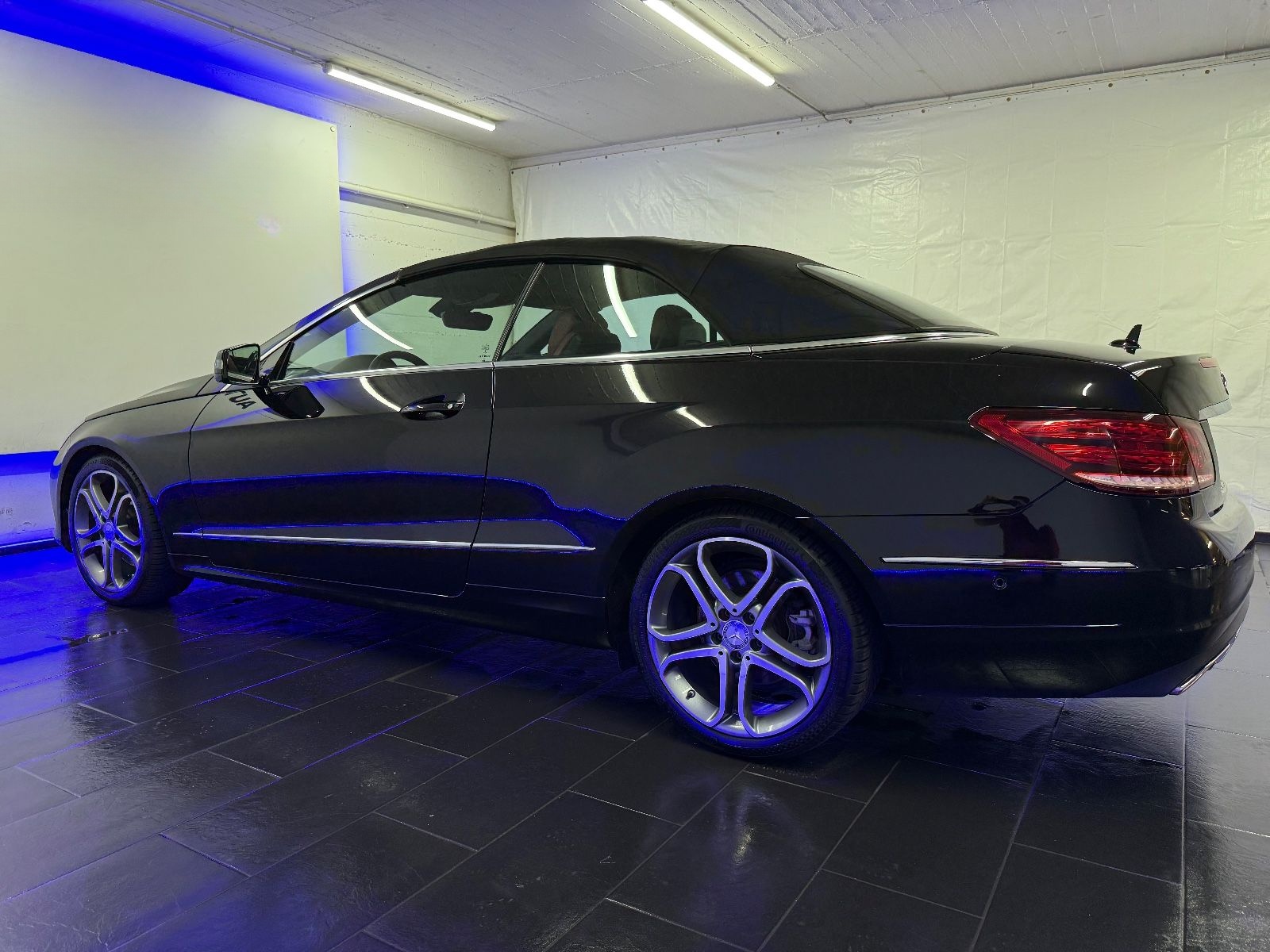 Mercedes-Benz E 200 Cabrio Sport AIRSCARF LEDER LED NAVI 2ZONE foto 10