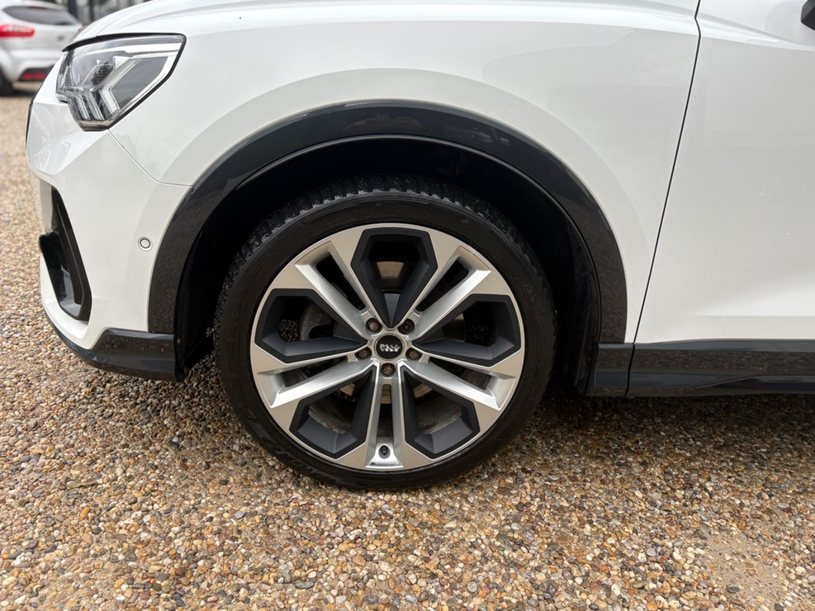 Audi Q3 45 TFSI quattro S line*NAVI*20 ZOLL*MATRIX-LE foto 3