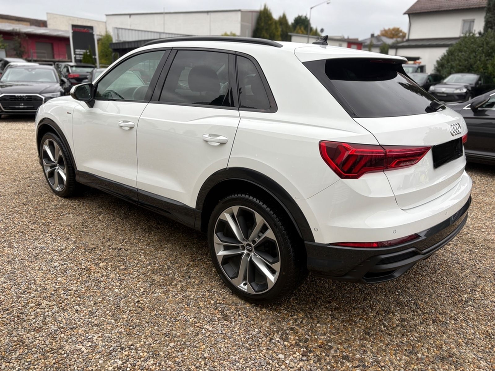 Audi Q3 45 TFSI quattro S line*NAVI*20 ZOLL*MATRIX-LE foto 4