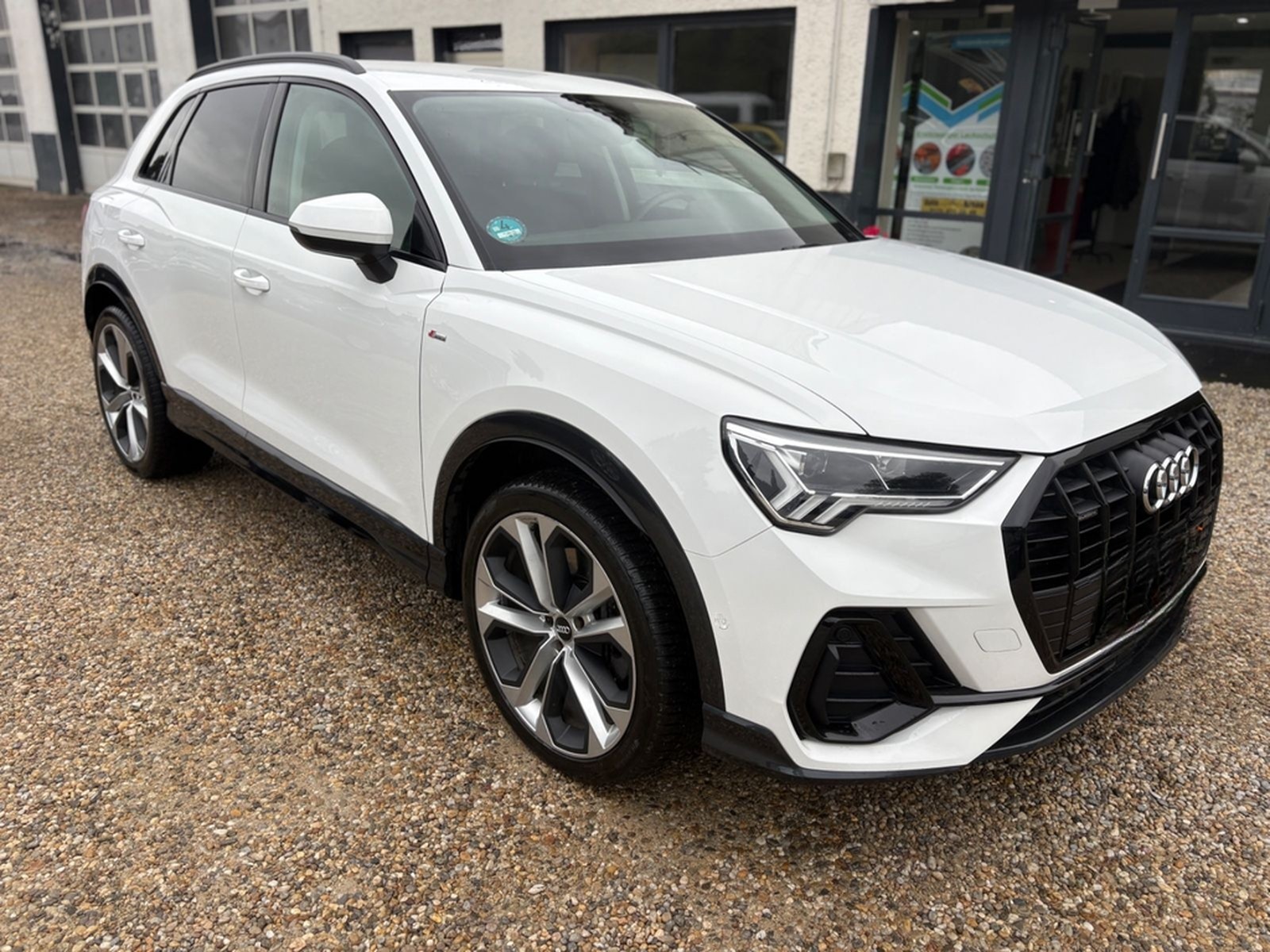 Audi Q3 45 TFSI quattro S line*NAVI*20 ZOLL*MATRIX-LE foto 8